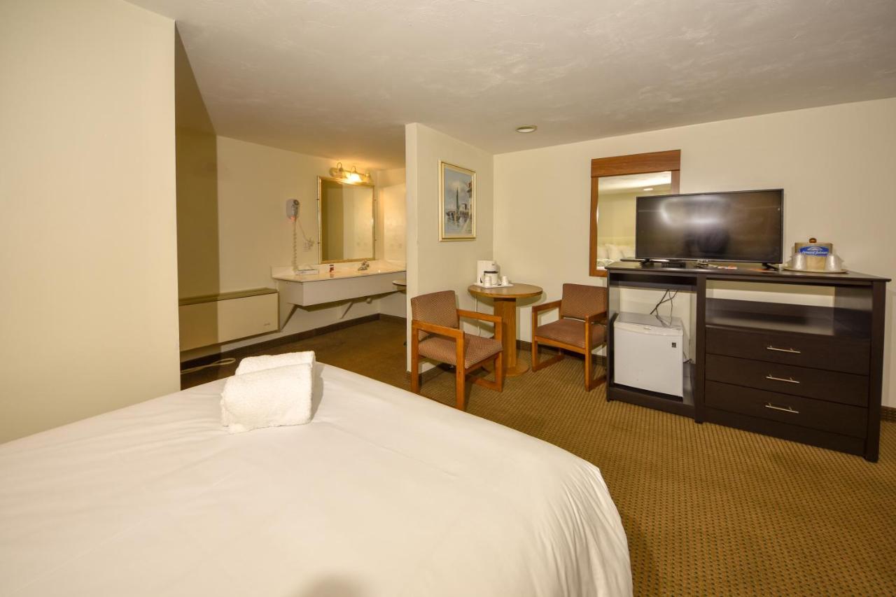 Cape Sands Inn West Yarmouth Εξωτερικό φωτογραφία